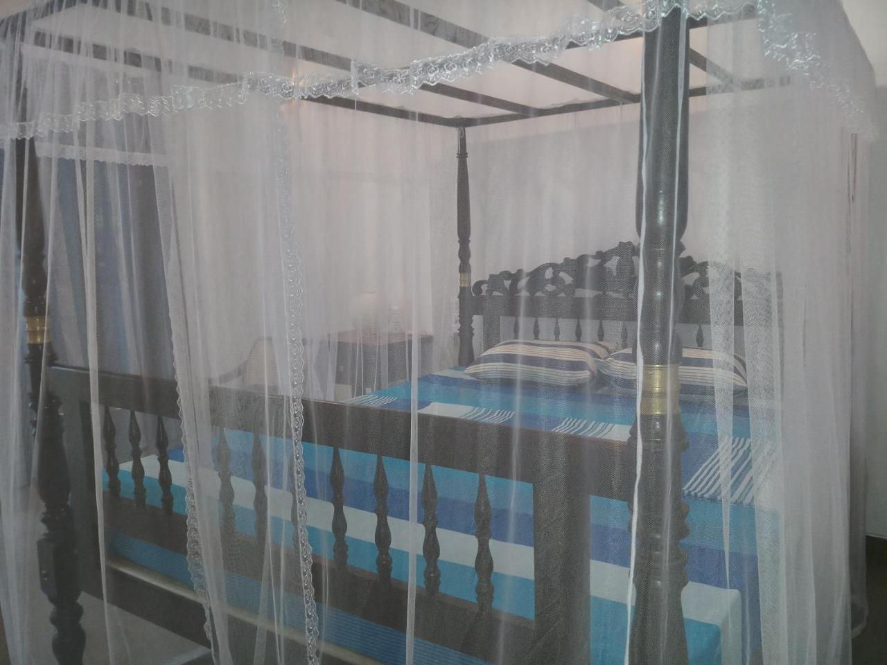 Ramya Nest Inn Mirissa Extérieur photo